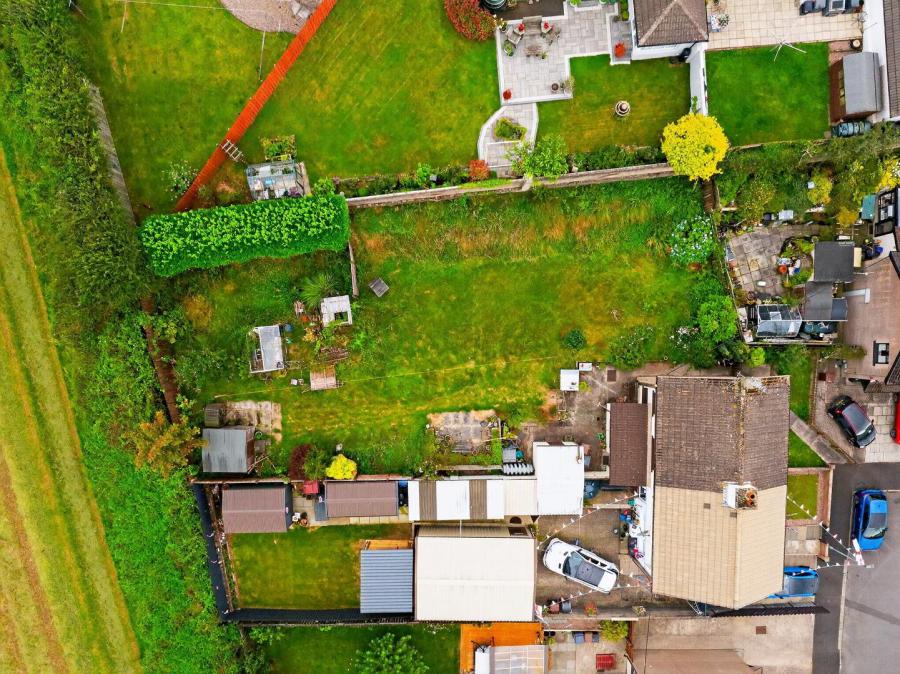 48 Crosshill View