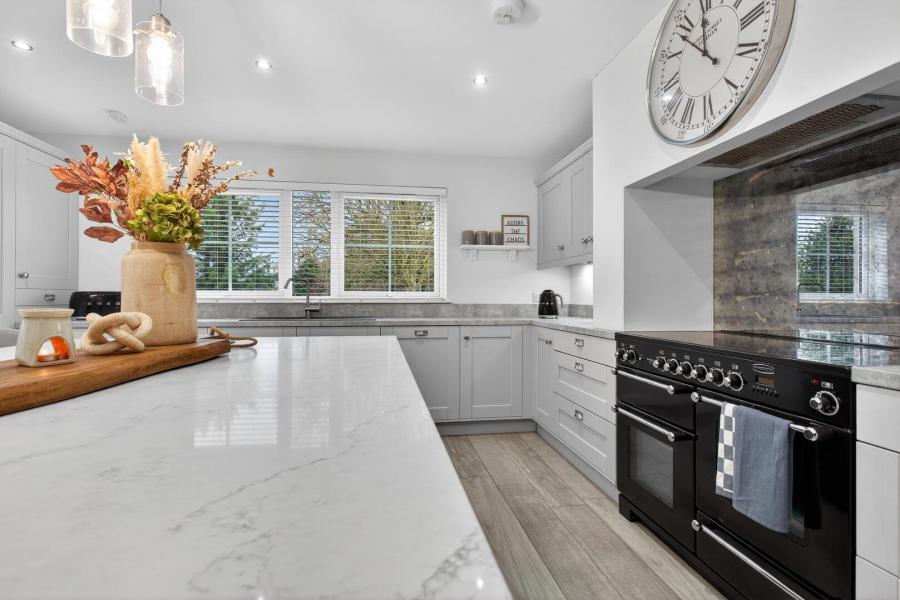 30 Leighinmohr Avenue