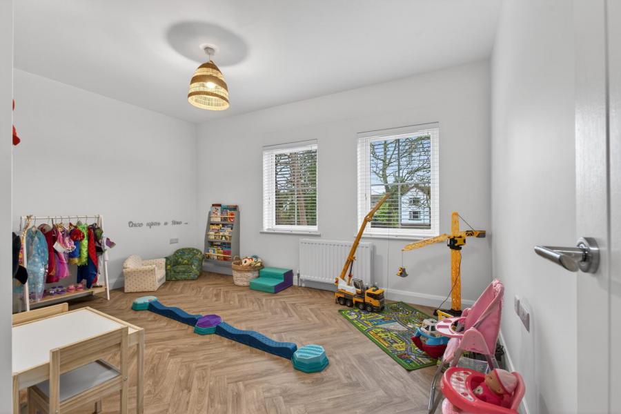 30 Leighinmohr Avenue