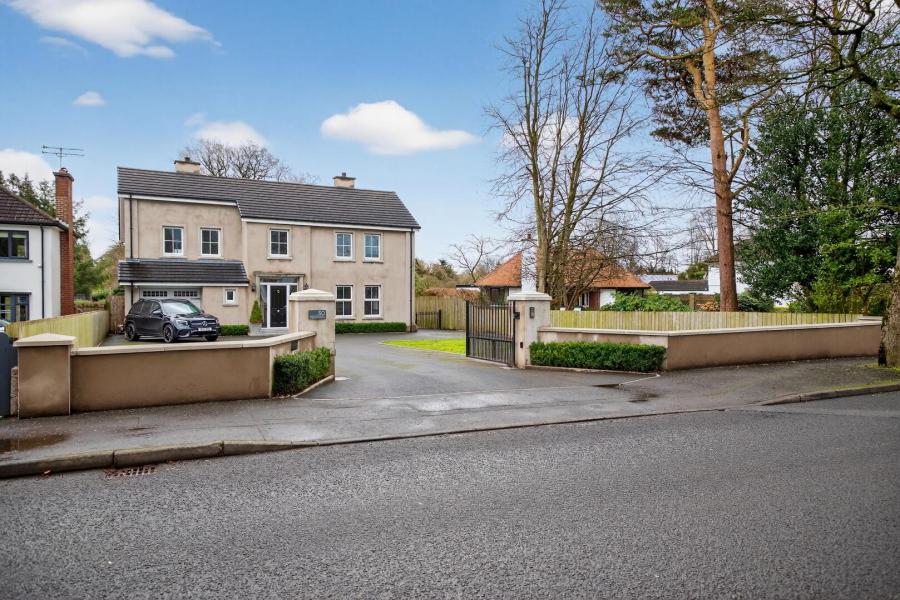 30 Leighinmohr Avenue