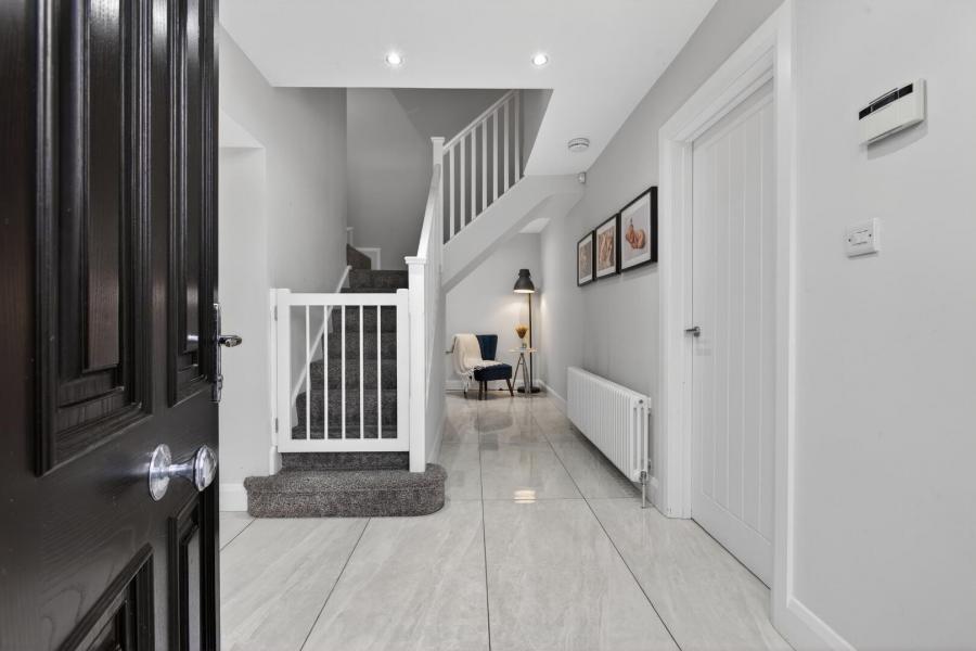 30 Leighinmohr Avenue