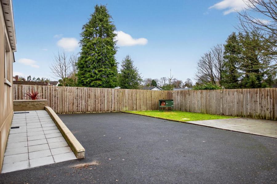 30 Leighinmohr Avenue