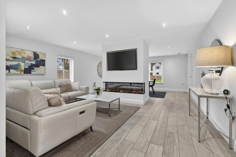 30 Leighinmohr Avenue