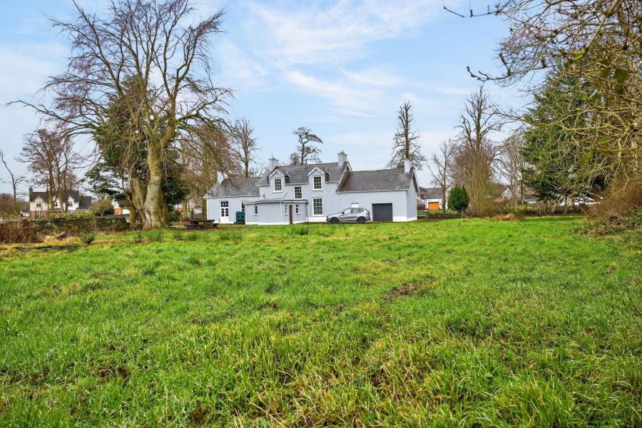 Tullymore School House, 1 Carnlough Road