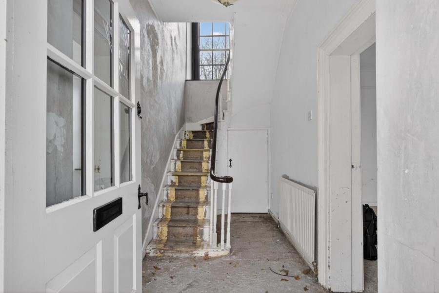 Tullymore School House, 1 Carnlough Road