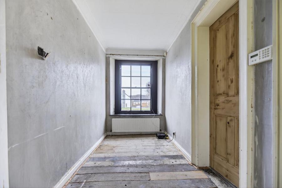 Tullymore School House, 1 Carnlough Road