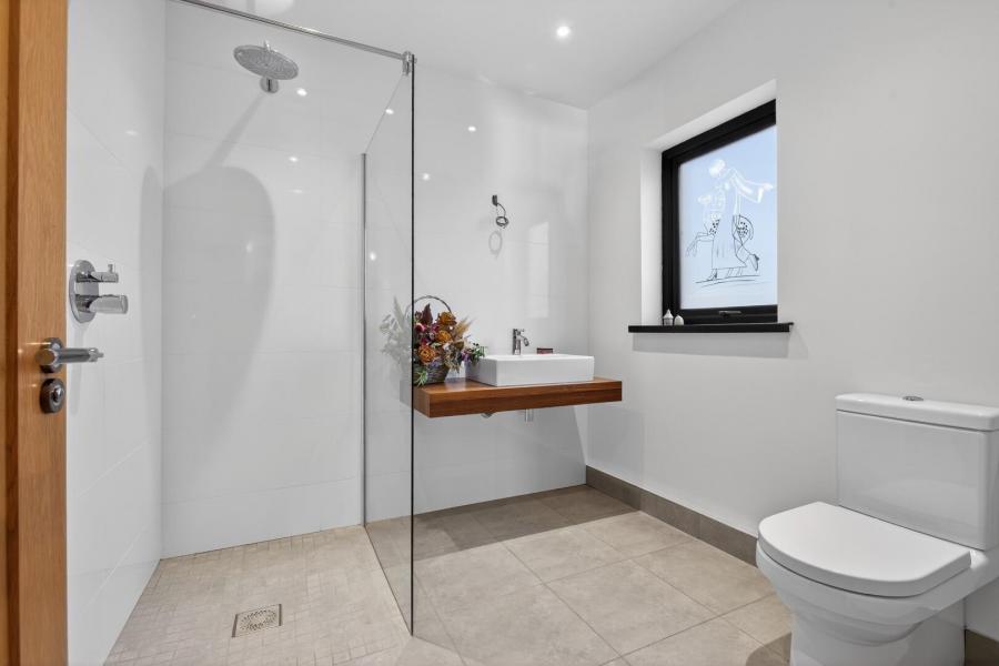 Solitude Hall, 23 Carnbore Road