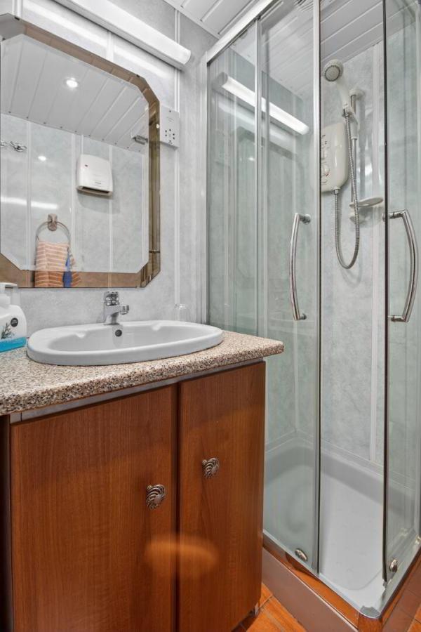 The Manor House, 23 Olderfleet Road