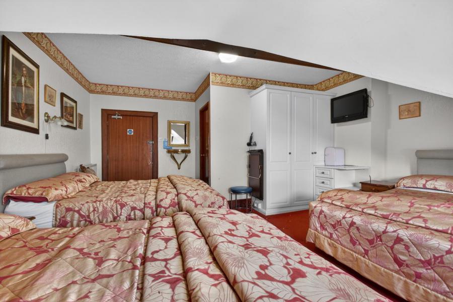 The Manor House, 23 Olderfleet Road