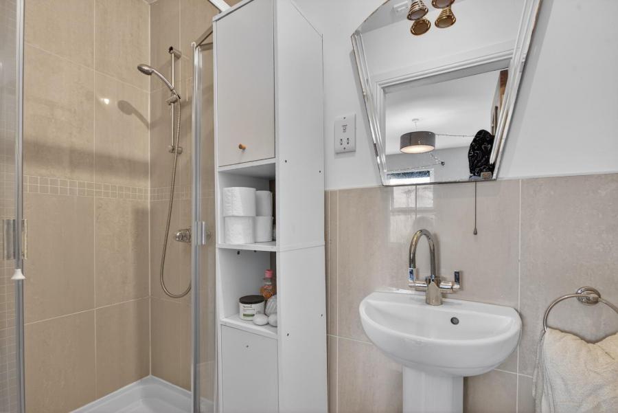 68A Springmount Road