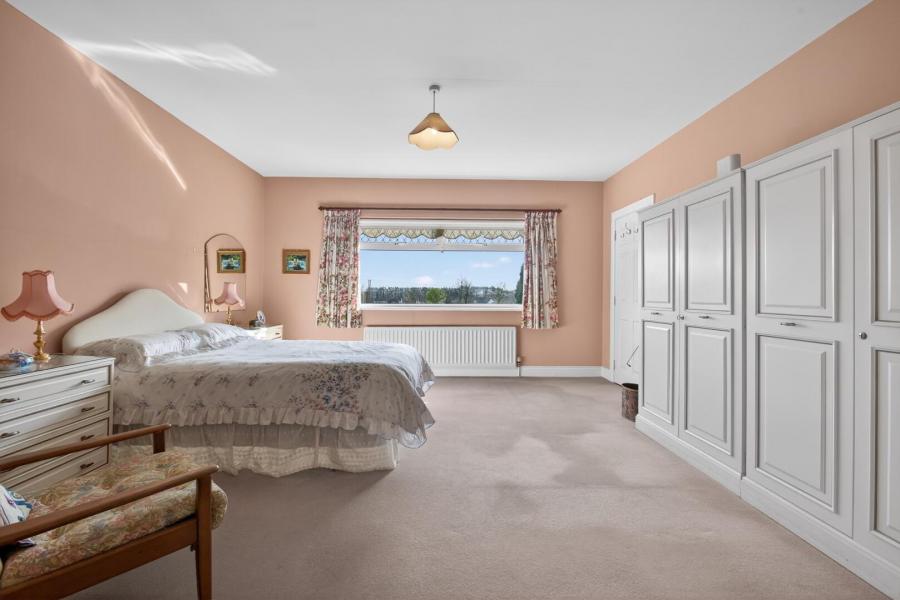 79 Dreen Road