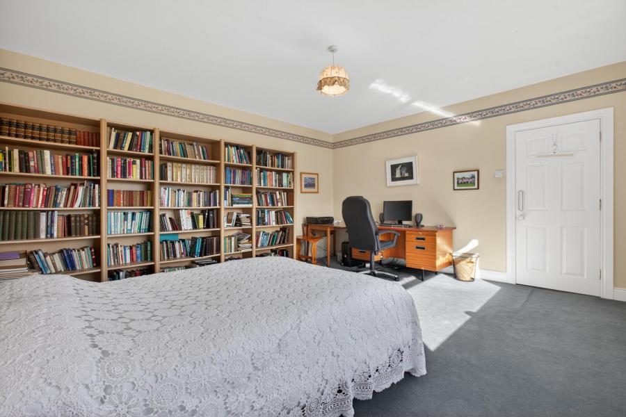 79 Dreen Road