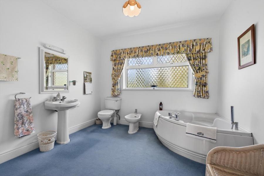 79 Dreen Road