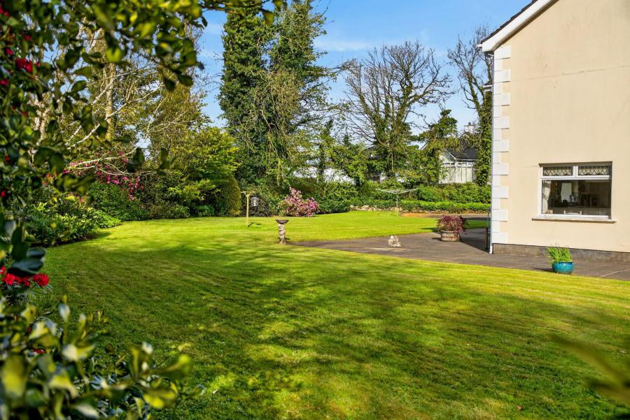 79 Dreen Road