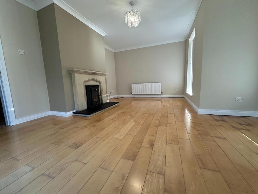 43 Tullymore Dale