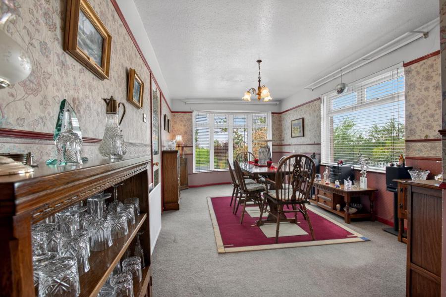 7 Brookvale