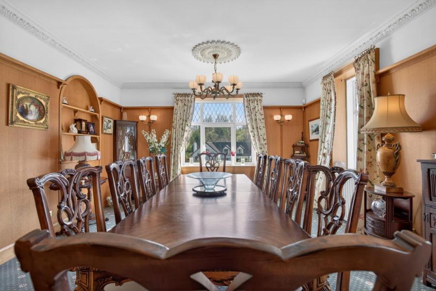 Knockan Lodge, 50 Knockan Road