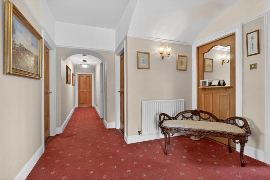 Knockan Lodge, 50 Knockan Road