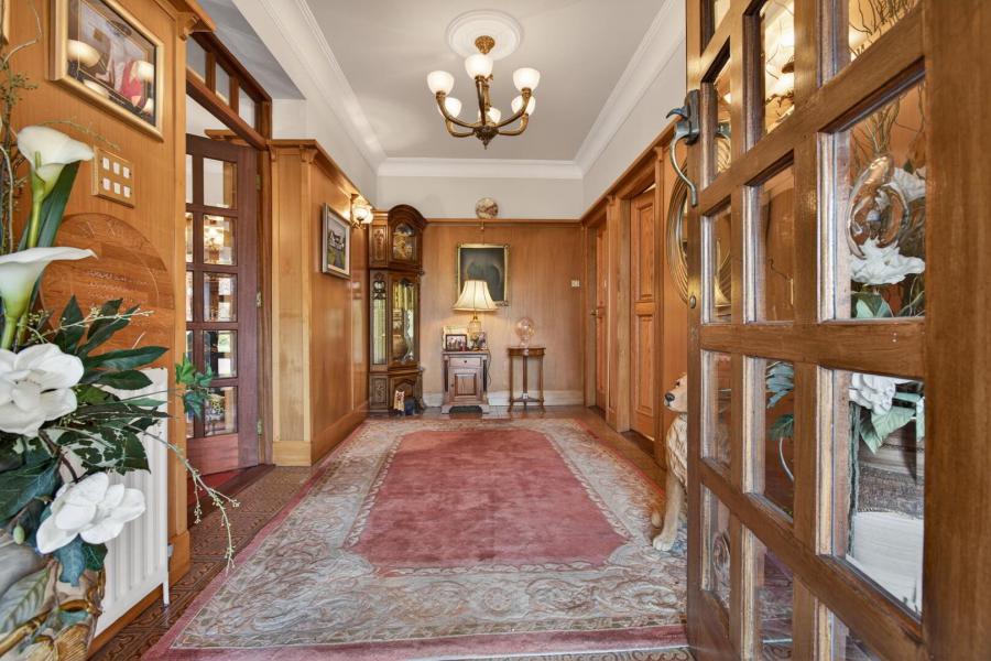 Knockan Lodge, 50 Knockan Road
