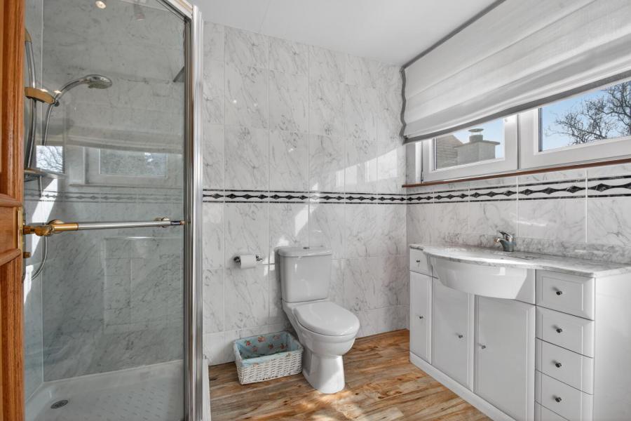 Knockan Lodge, 50 Knockan Road