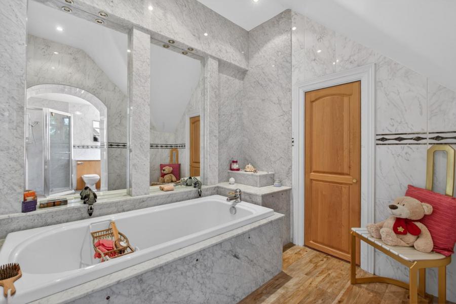 Knockan Lodge, 50 Knockan Road