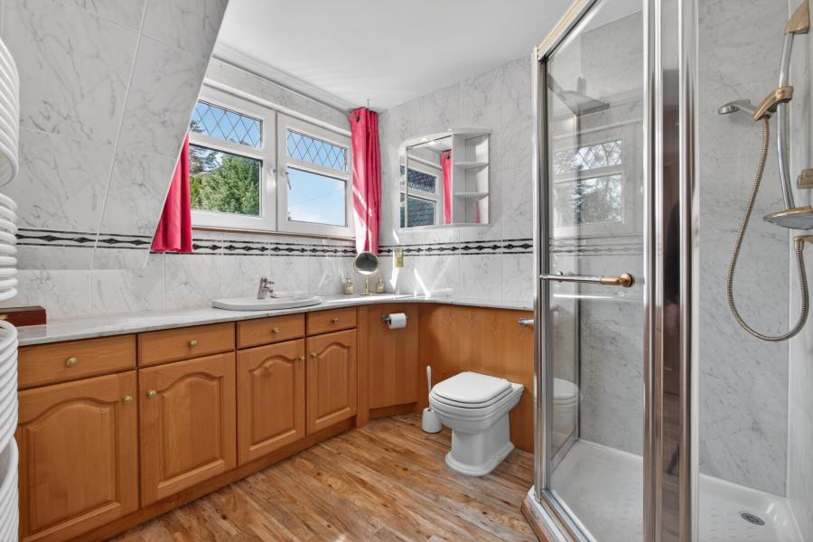 Knockan Lodge, 50 Knockan Road