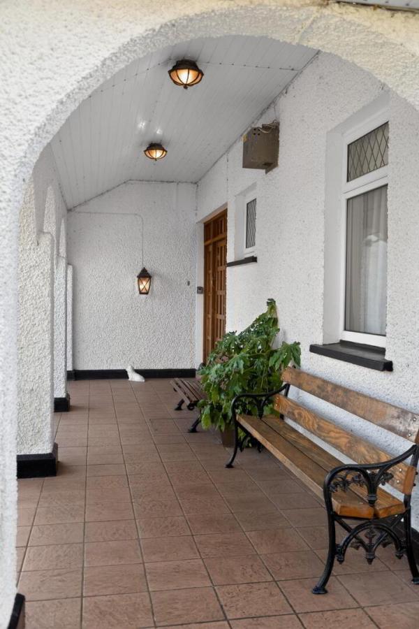 Knockan Lodge, 50 Knockan Road