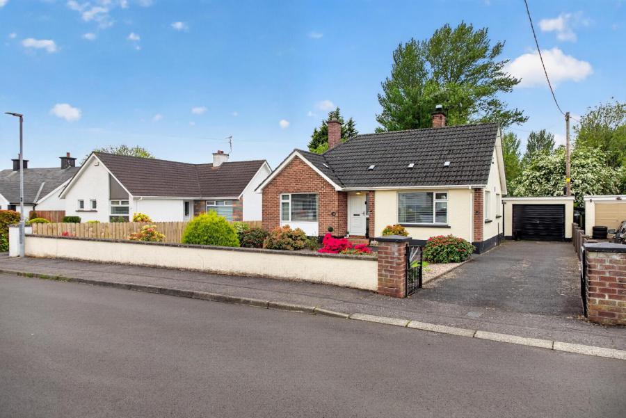 14 Parkmore Drive