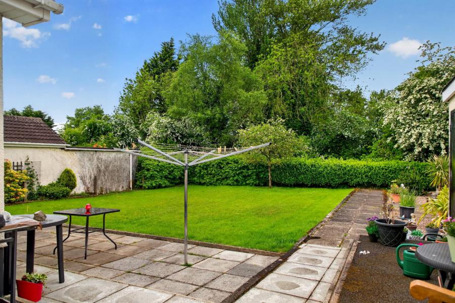 14 Parkmore Drive