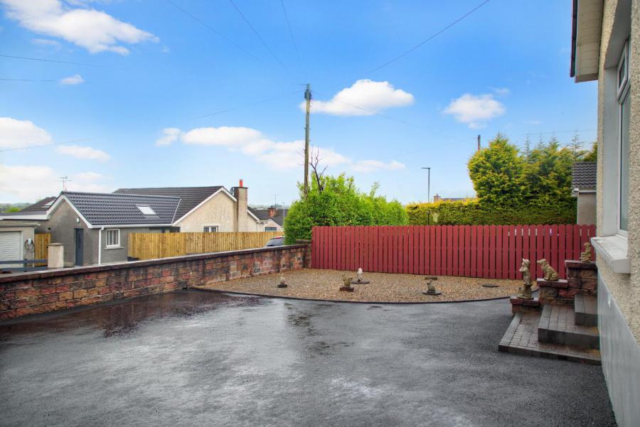 25 Sandmount Park