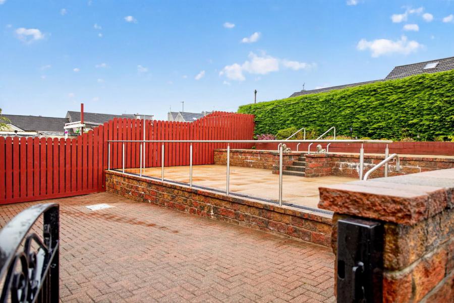 25 Sandmount Park