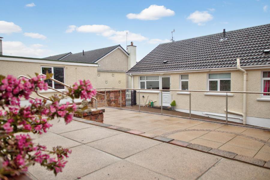 25 Sandmount Park