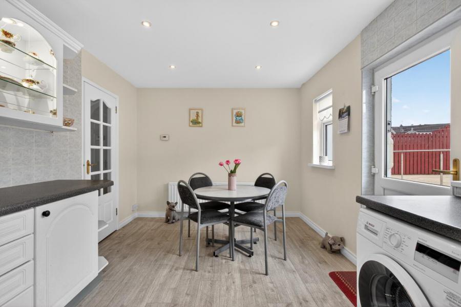25 Sandmount Park