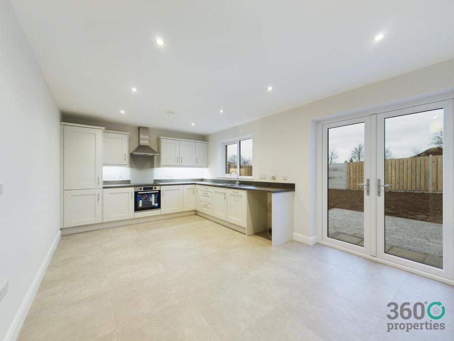 38, Kilmakee Hall, Doury Road