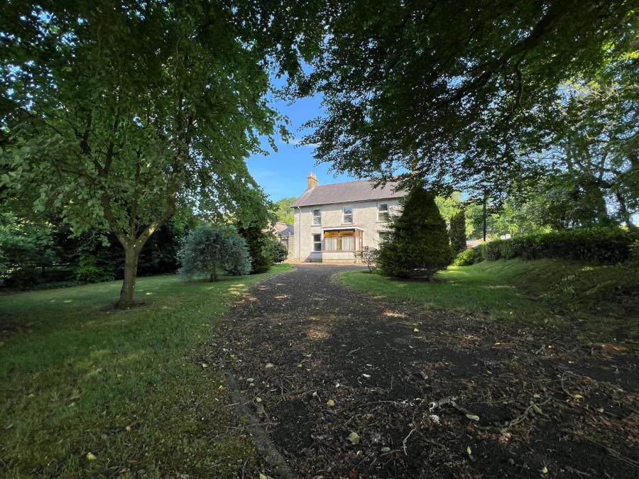 70 Knowehead Road