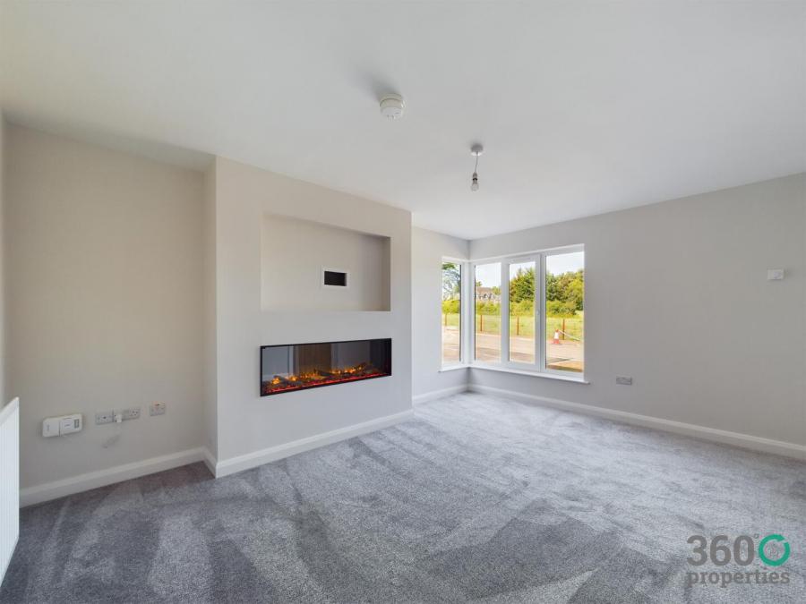 30, Kilmakee Hall, Doury Road