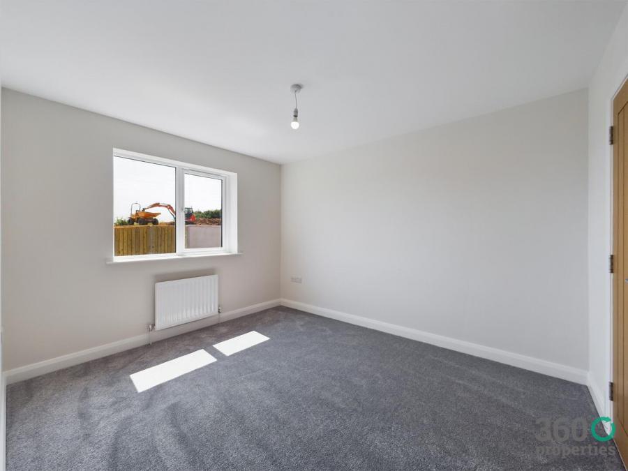 30, Kilmakee Hall, Doury Road