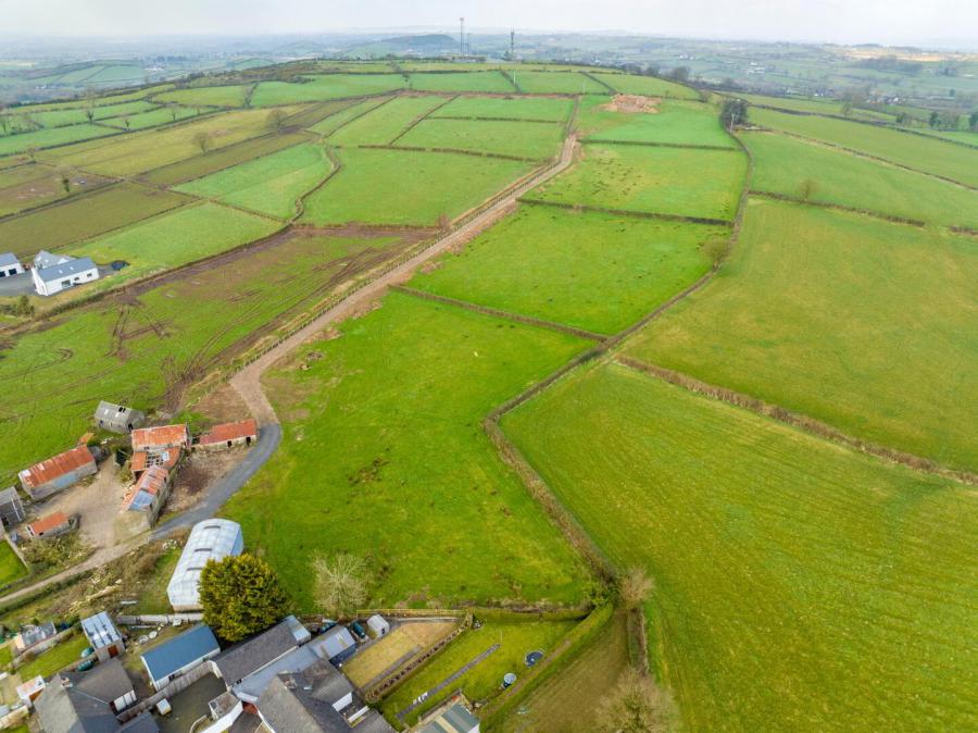 Building Site & Land To The Rear Of 21, Tully Road