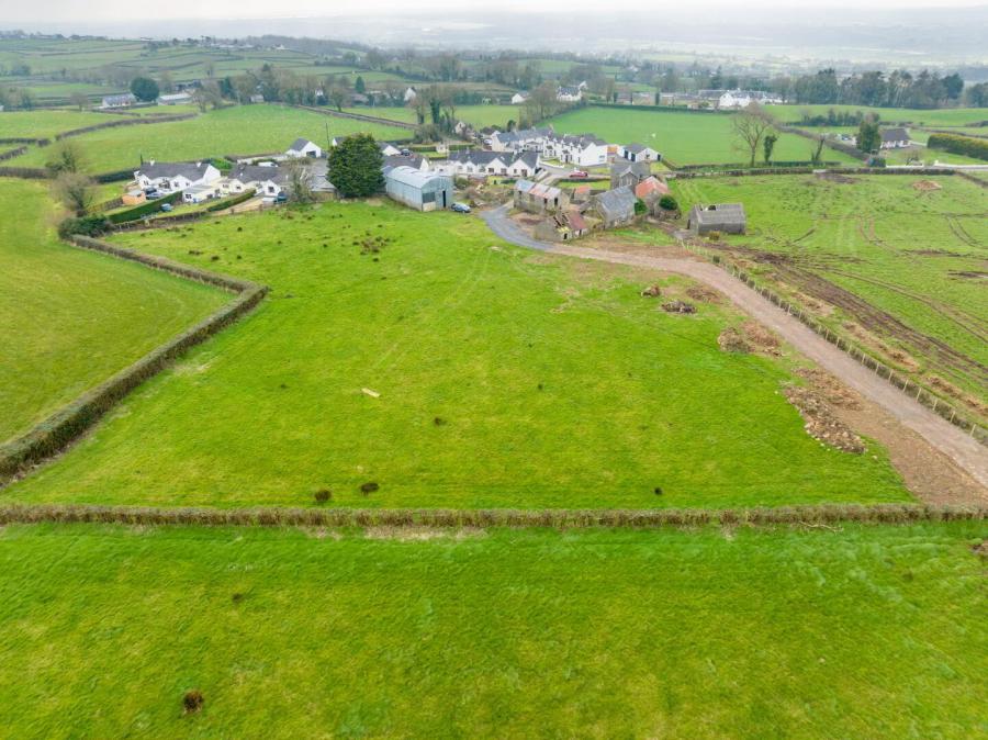 Building Site & Land To The Rear Of 21, Tully Road