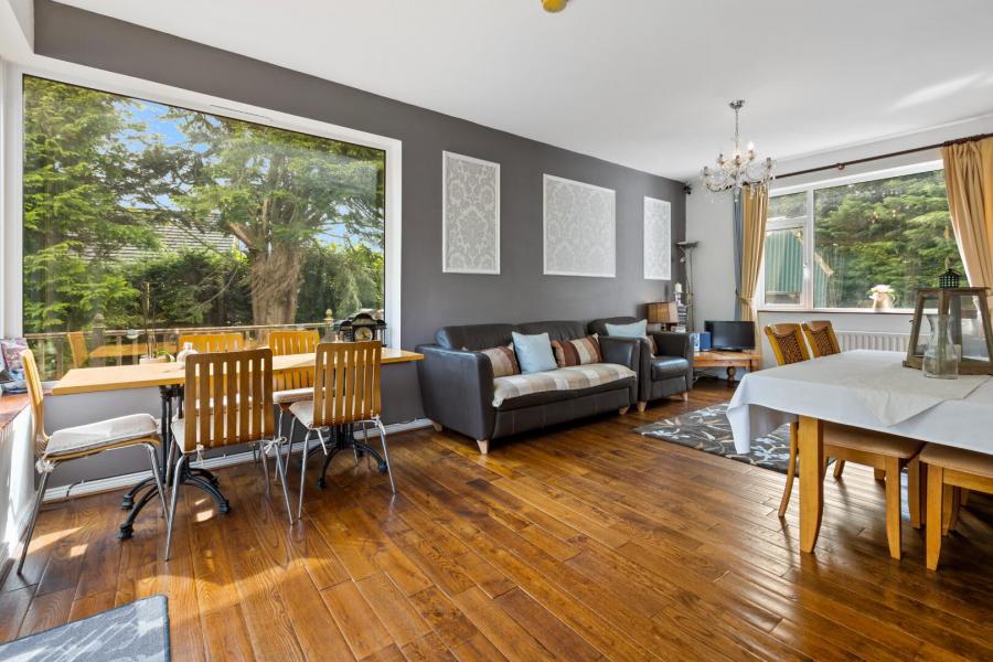 1 Glebe Road