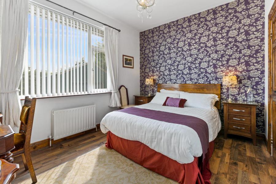 1 Glebe Road