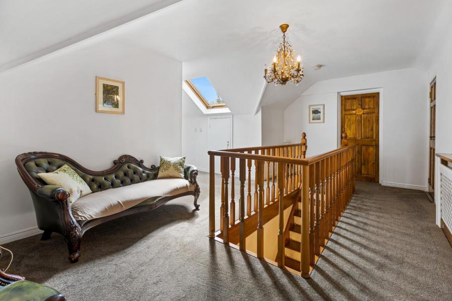 1 Glebe Road