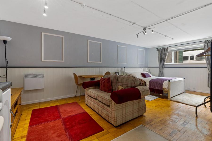 1 Glebe Road