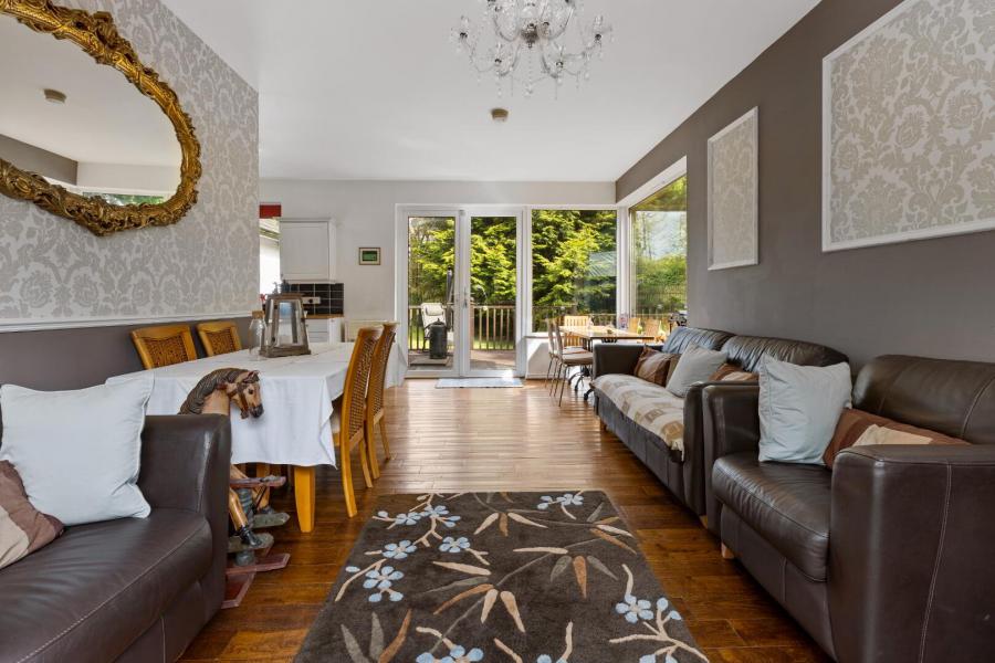1 Glebe Road
