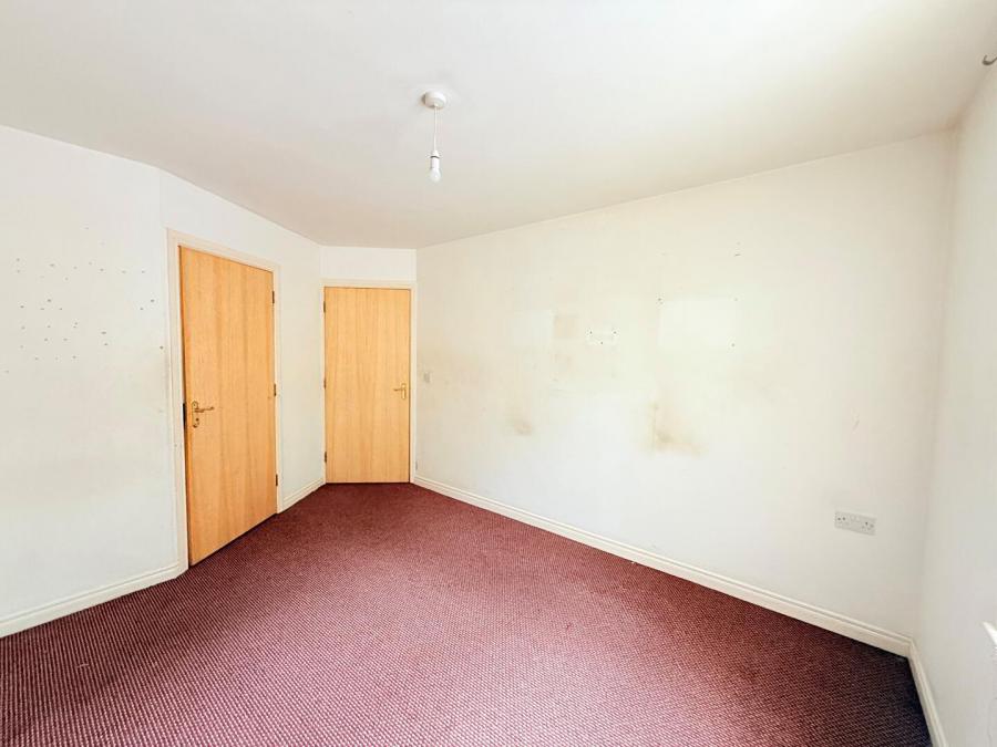 6 Waveney Court