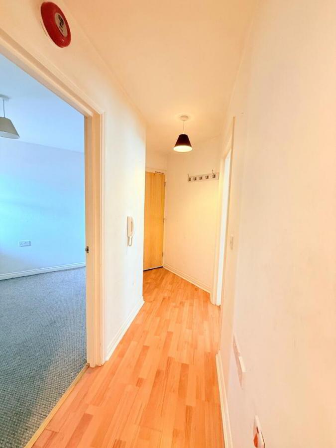 6 Waveney Court