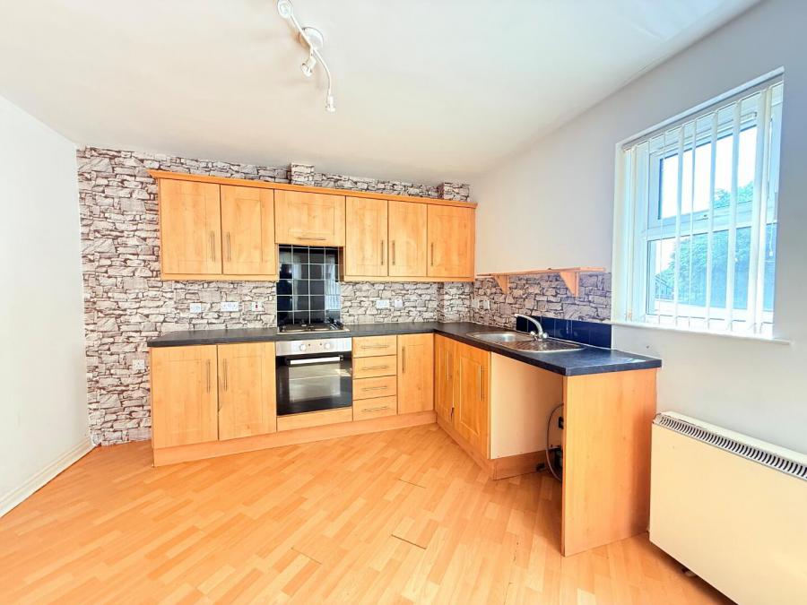 6 Waveney Court