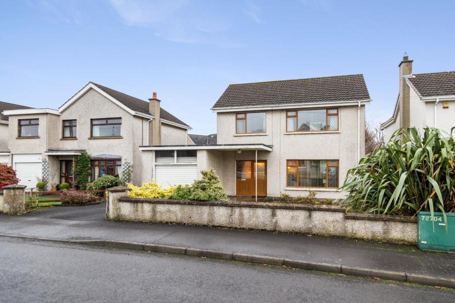 8 Thornlea Avenue