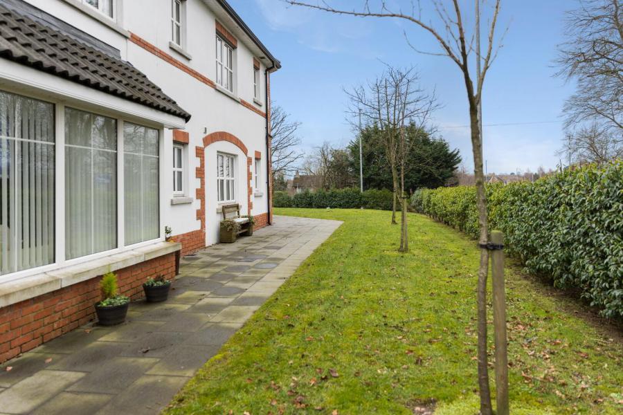 High Grove, 45 Dans Road