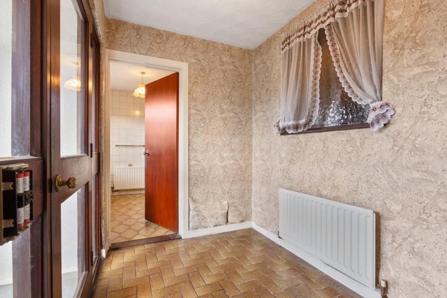 16 Liscoom Road